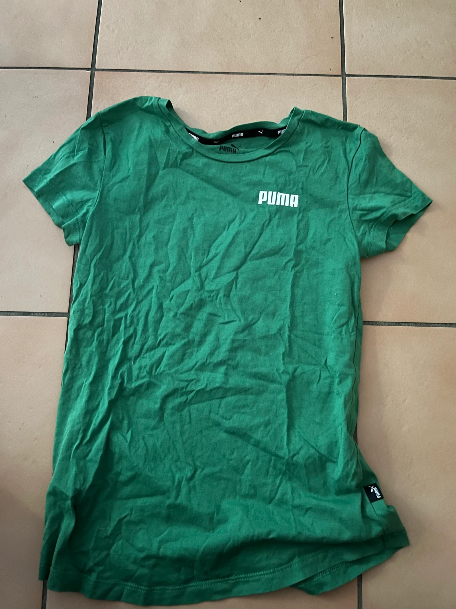 TEE shirt femme puma taille XS 
